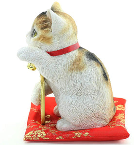 From Japan Japanese Maneki Neko Ornament Figurine for Good Luck Mike