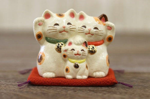 From Japan Beckoning Waving Lucky Cat Family Maneki Neko for Happiness
