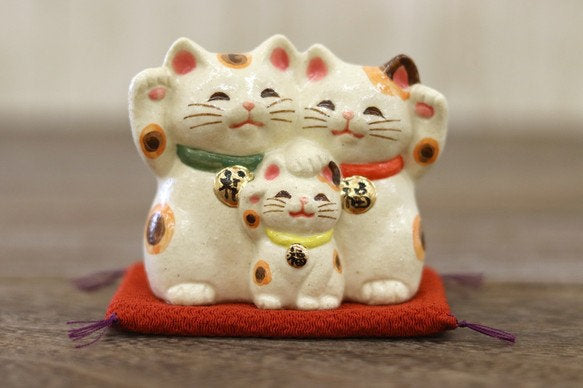 From Japan Beckoning Waving Lucky Cat Family Maneki Neko for Happiness